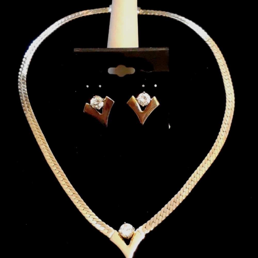 Vintage Cz herringbone necklace/earrings set. Chevron V